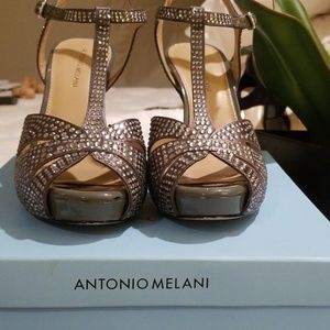 Antonio Melanie designer heel
